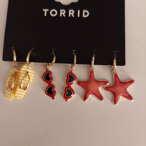 Torrid BEACH MINI HOOP CHARMS SET OF 3 - GOLD TONE - Picture 3 of 3